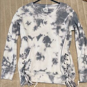 American Eagle Outfitters Tie-Dye Lace-Up Sweatshirt - Black and White